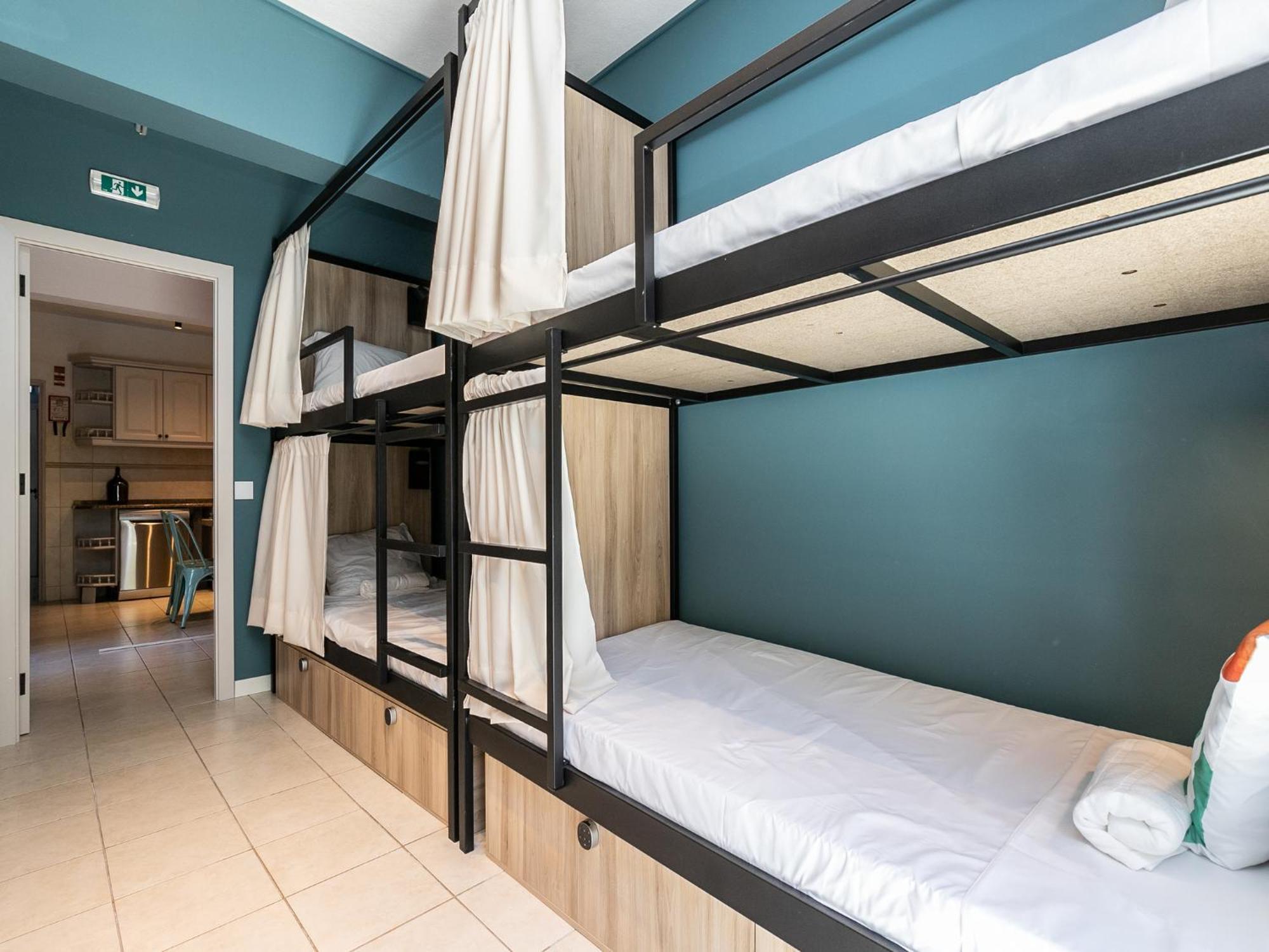 Hostal Walk In Airport *