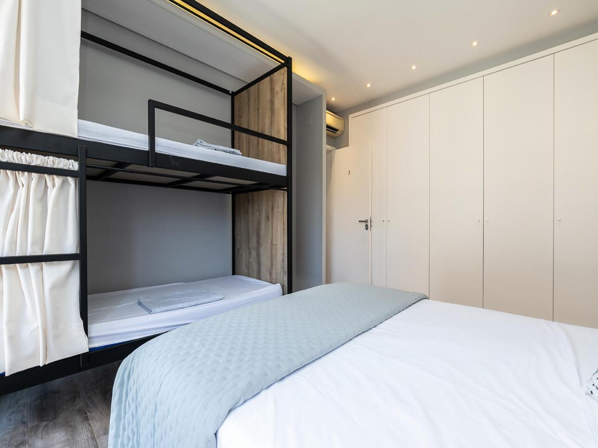 Hostal Walk In Airport Distrito de Faro